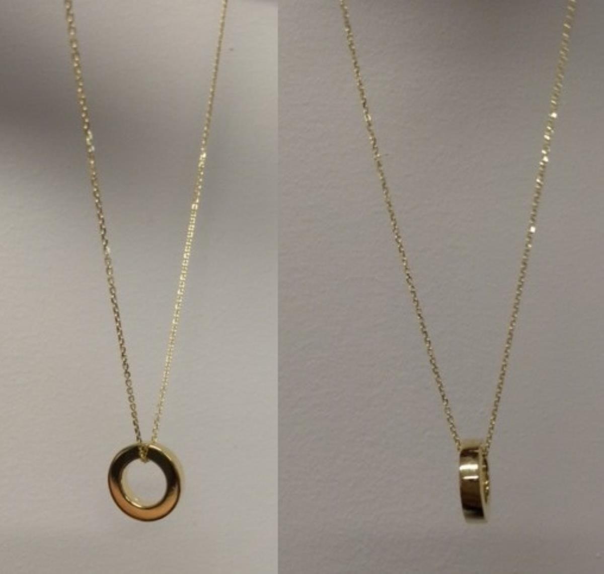10K Yellow Gold 17" Cable Chain With Circle Pendant Necklace