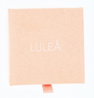 Lulea 20x10mm String Tag with Pink Rope