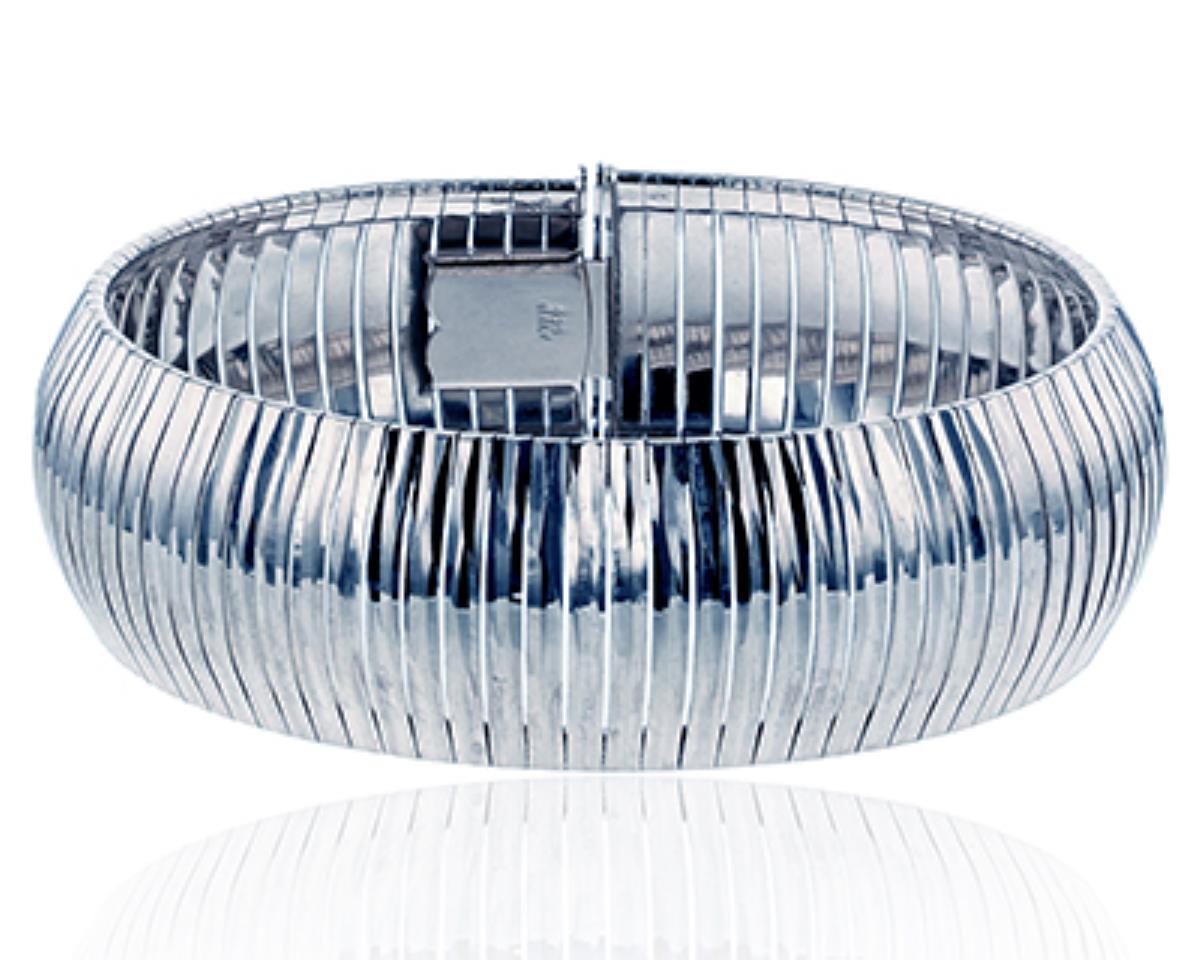 Sterling Silver Anti-Tarnish 20mm DC Textured 7.5" Omega Bracelet